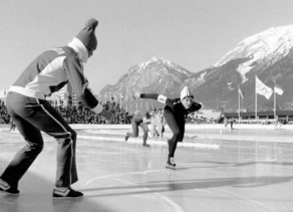 Vogt, Kathleen Kathleen Vogt speed skating outside