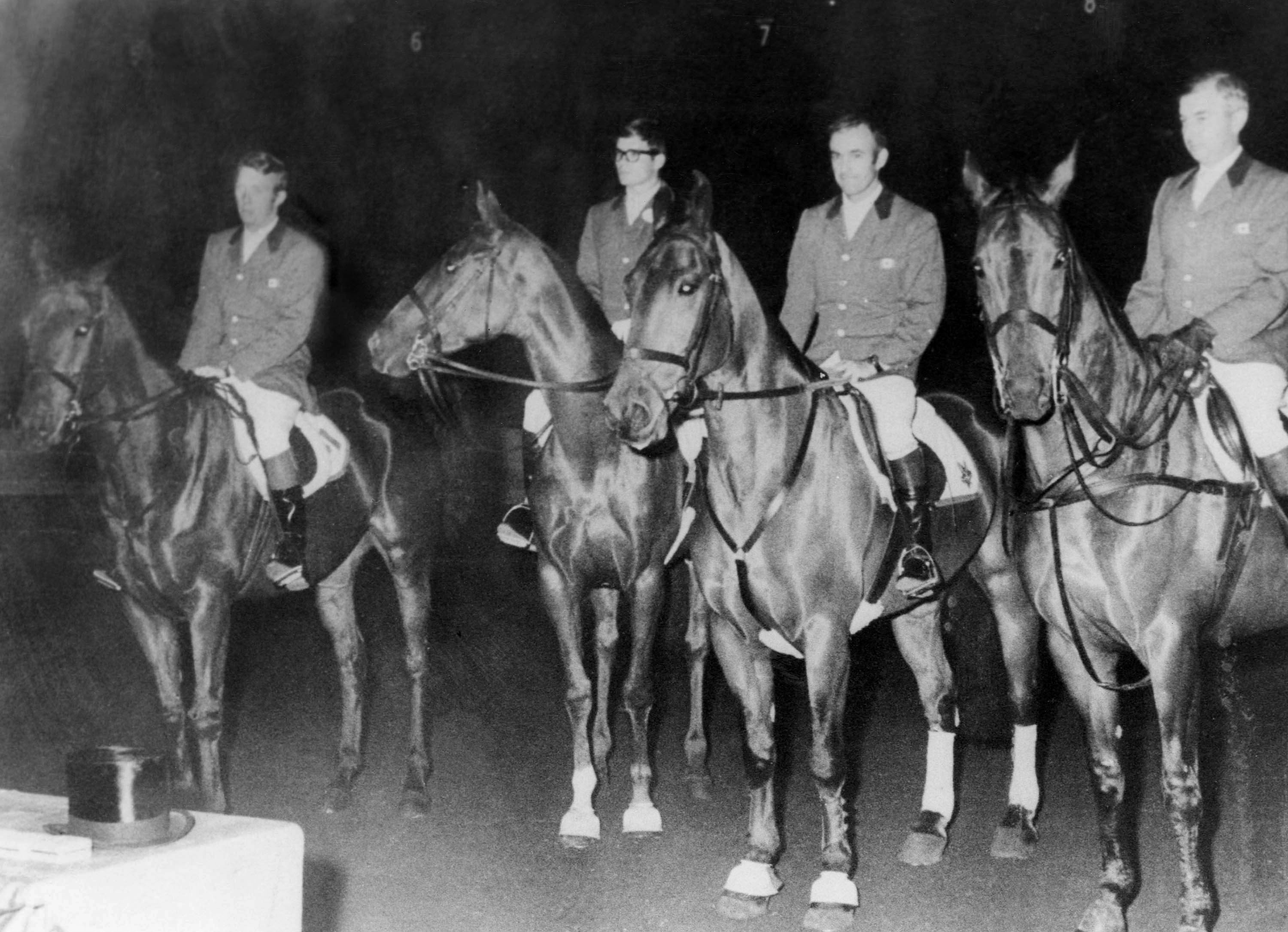 Equestrian Team Canada Official Olympic Team site