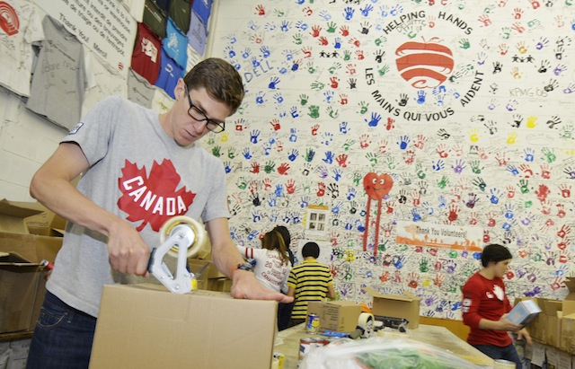 FoodBank_Oct5_2012_FoodBank_Oct5_2012__AMM5421