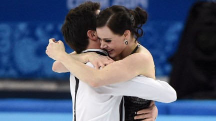 Tessa Virtue Scott Moir Sochi 2014 Tessa and Scott hugging