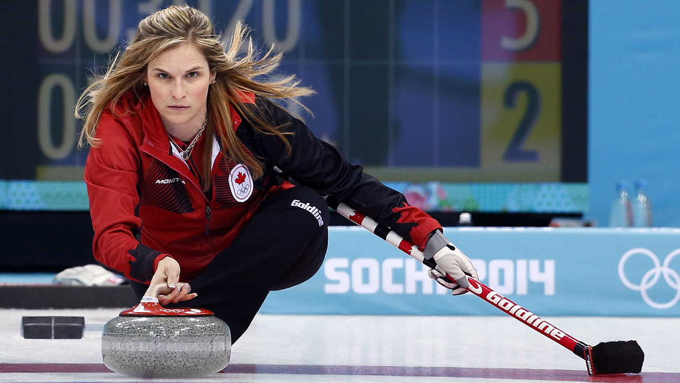 Jennifer Jones throws a curling stone
