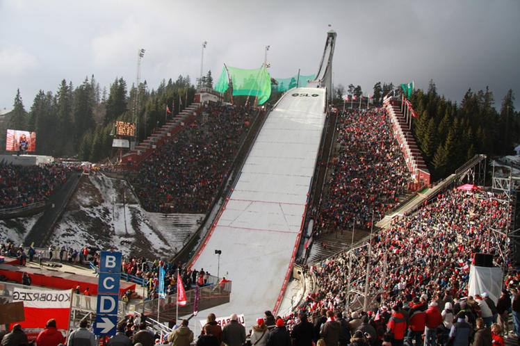 Holmenkollen. Photo: bit.ly/14H7qPi