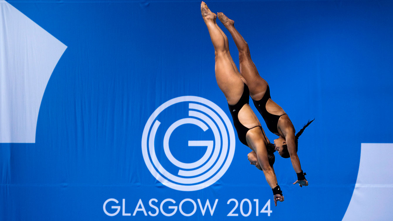 Meaghan Benfeito & Roseline Filion dive their way to 10m synchro gold at the Glasgow 2014 Commonwealth Games. 