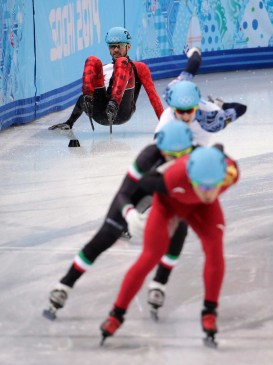 François Hamelin falls, ending Canada's hope for a medal in the relay.