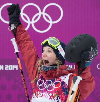 Dara Howell reacts to winning gold in ski slopestyle.