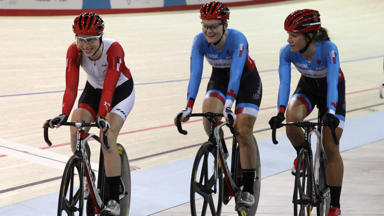 Three quarters of the pursuit team at the points race in Milton Velodrome in early 2015 (L-R) Allison Beveridge, Stephanie Roorda, Jasmin Glaesser. 