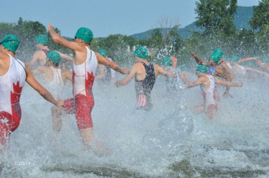 Swimming component of triathlon (Photos: Triathlon Québec)