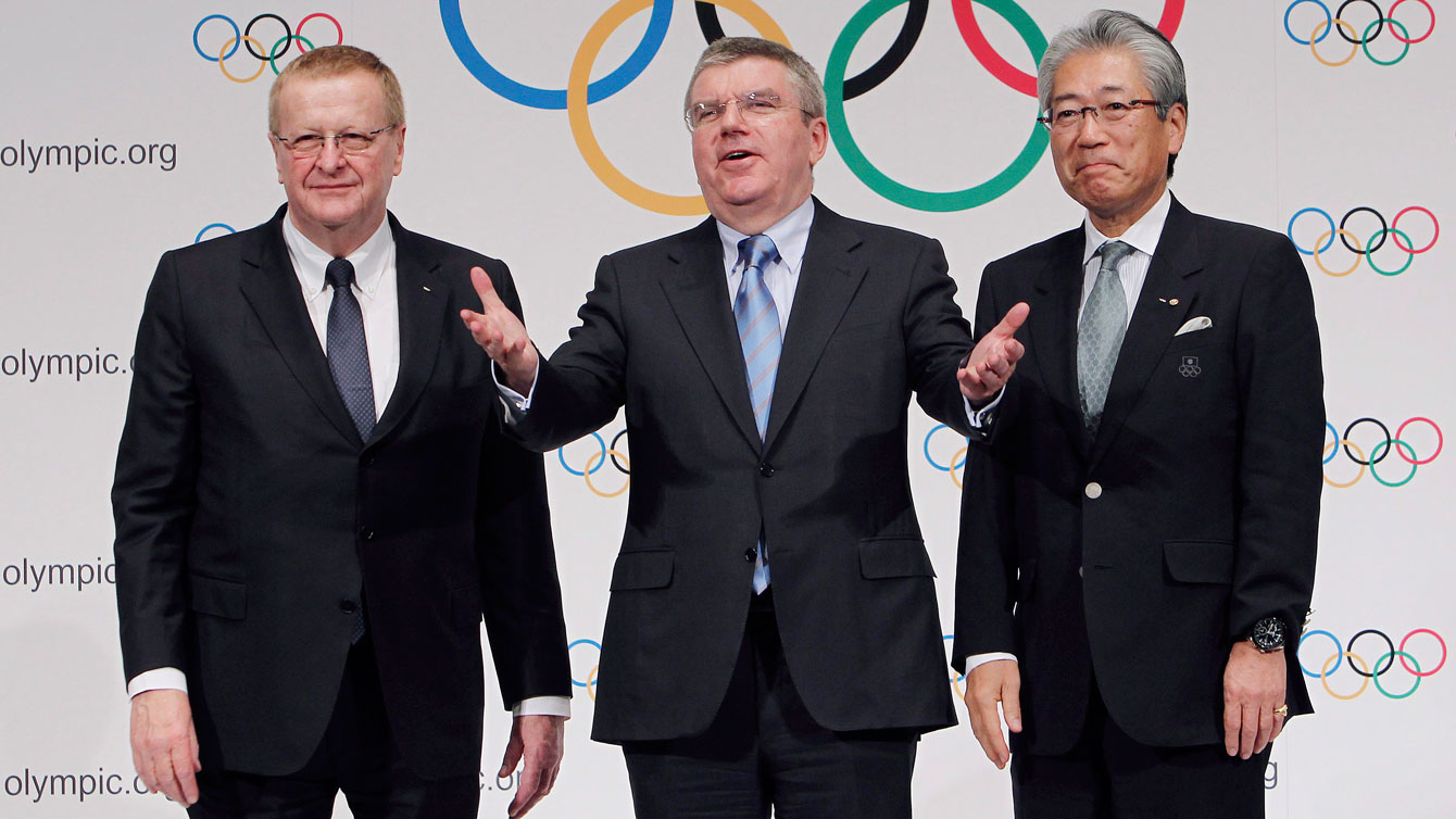 IOC president Thomas Bach (centre) said there is a possibility that baseball and softball could be included in the program for the 2020 Olympic Games in Tokyo.