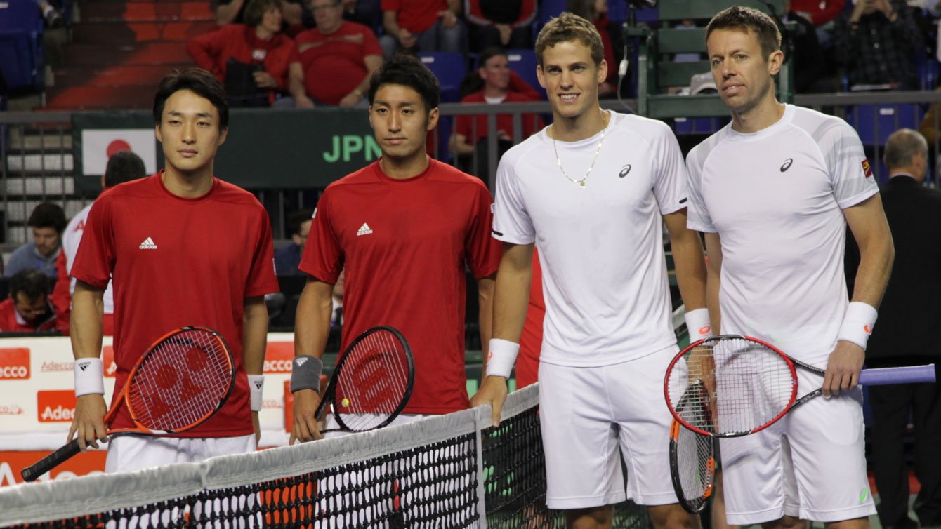 Japan (left) forced the higher ranked Canadian players to a fifth set in Vancouver. 