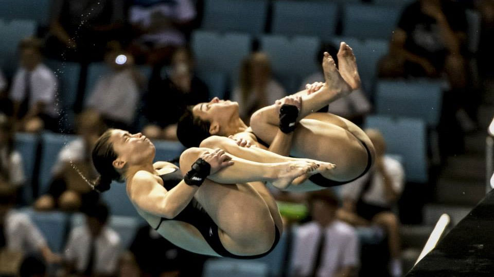 Filion and Benfeito diving in Dubai. Photo via FINA/NVC Diving World Series - Dubai on Facebook.