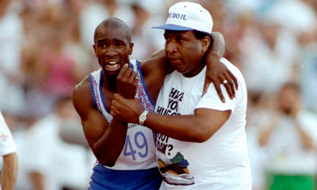Derek Redmond helped to the finish line by his father at Barcelona 1992 (photo: theguardian.com). 