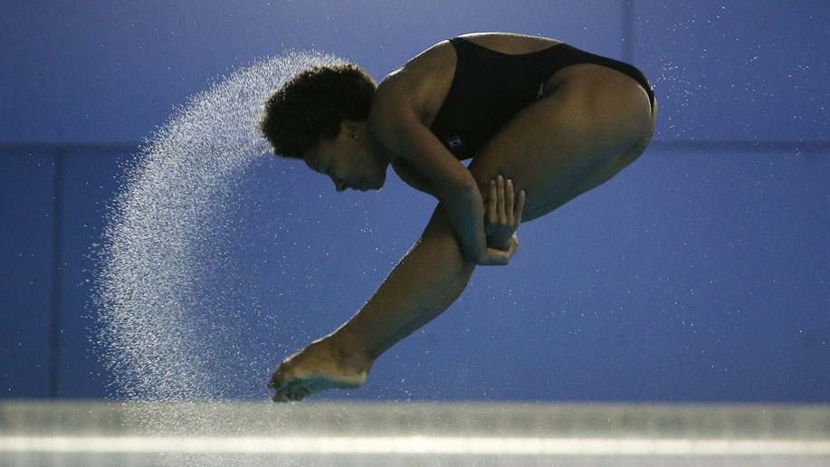 Jennifer Abel in action at the 2014 FINA World Series in Windsor (Photo: Vaughn Ridley/Diving Canada).