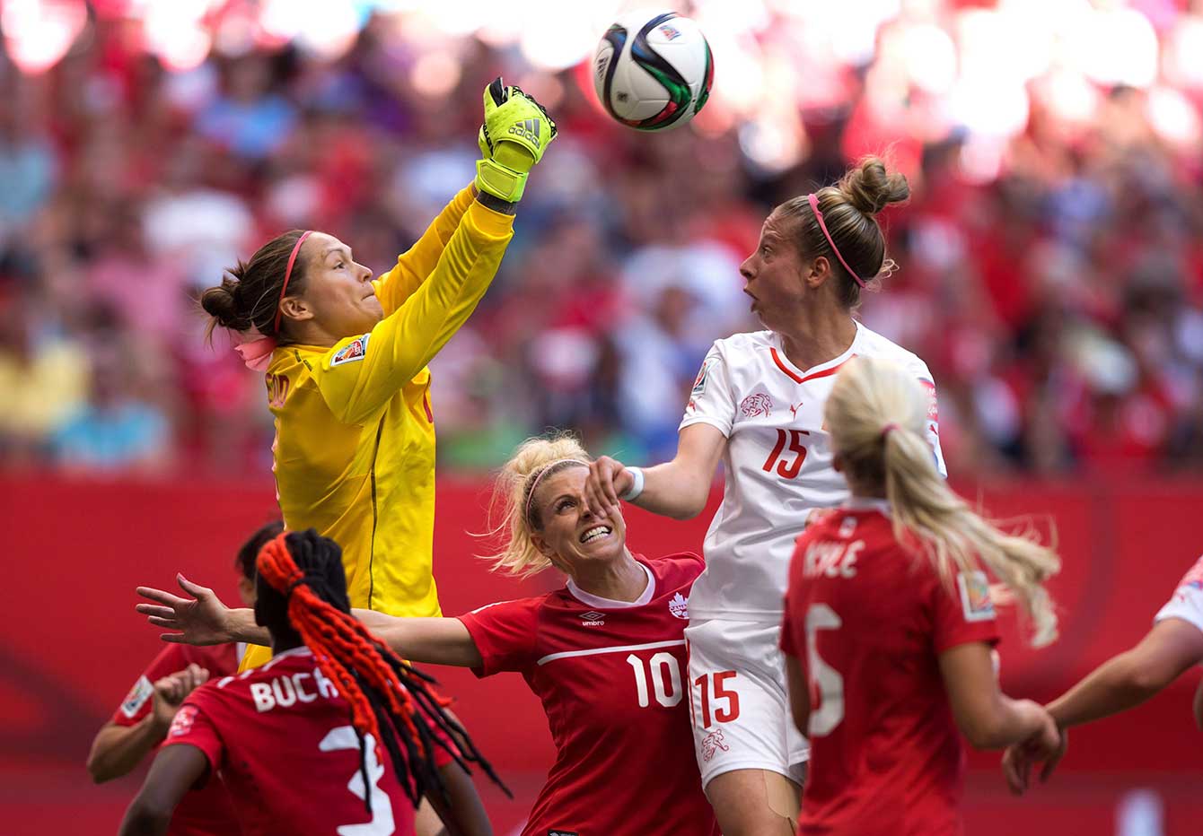 Olympia 1.OS Gold 2020 Foto signiert Erin MCLEOD Fussball CAN