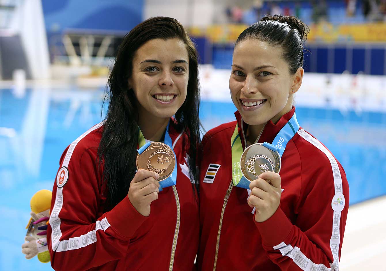 Canada's Meaghan Benfeito, the 10m platform bronze medallist, with Roseline Filion who won silver. 