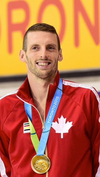 Ryan Cochrane at TO2015 with his gold in the men's 400m freestyle.