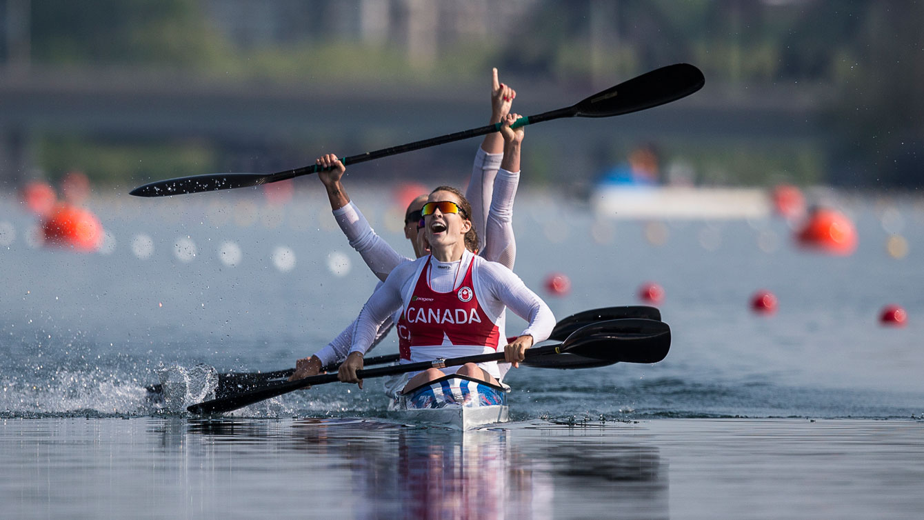 Women's kayak delivers Canada's first gold of TO2015 Team Canada