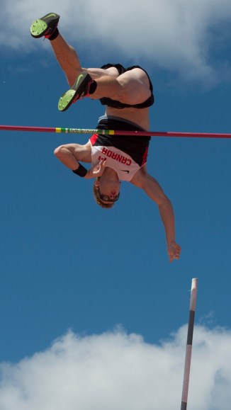 Shawnacy Barber competes in the men's pole vault