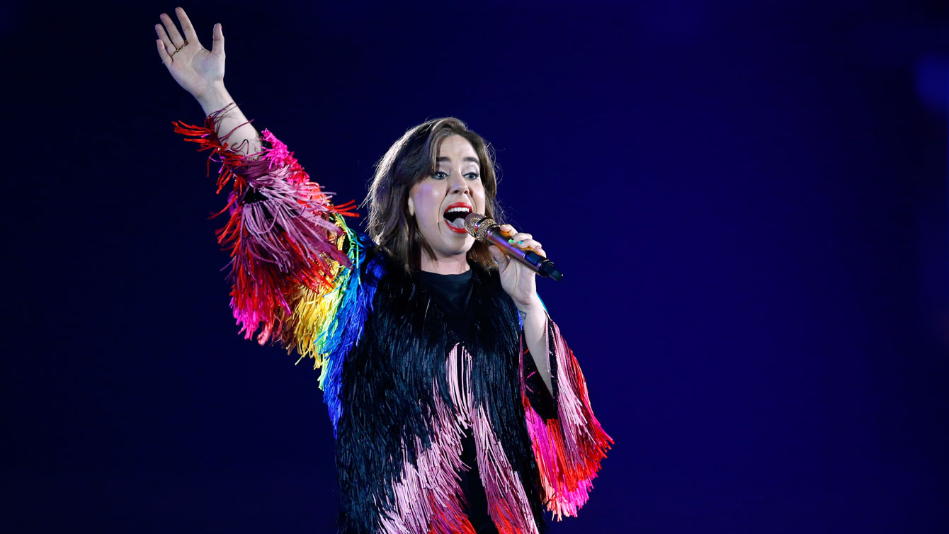 Serena Ryder at TO2015 closing ceremony