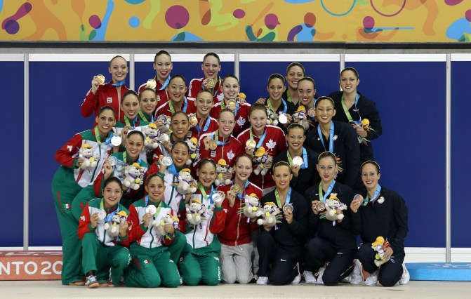 Team Canada wins Gold, Mexico wins Silver and the USA wins Bronze Synchronized Swimming.