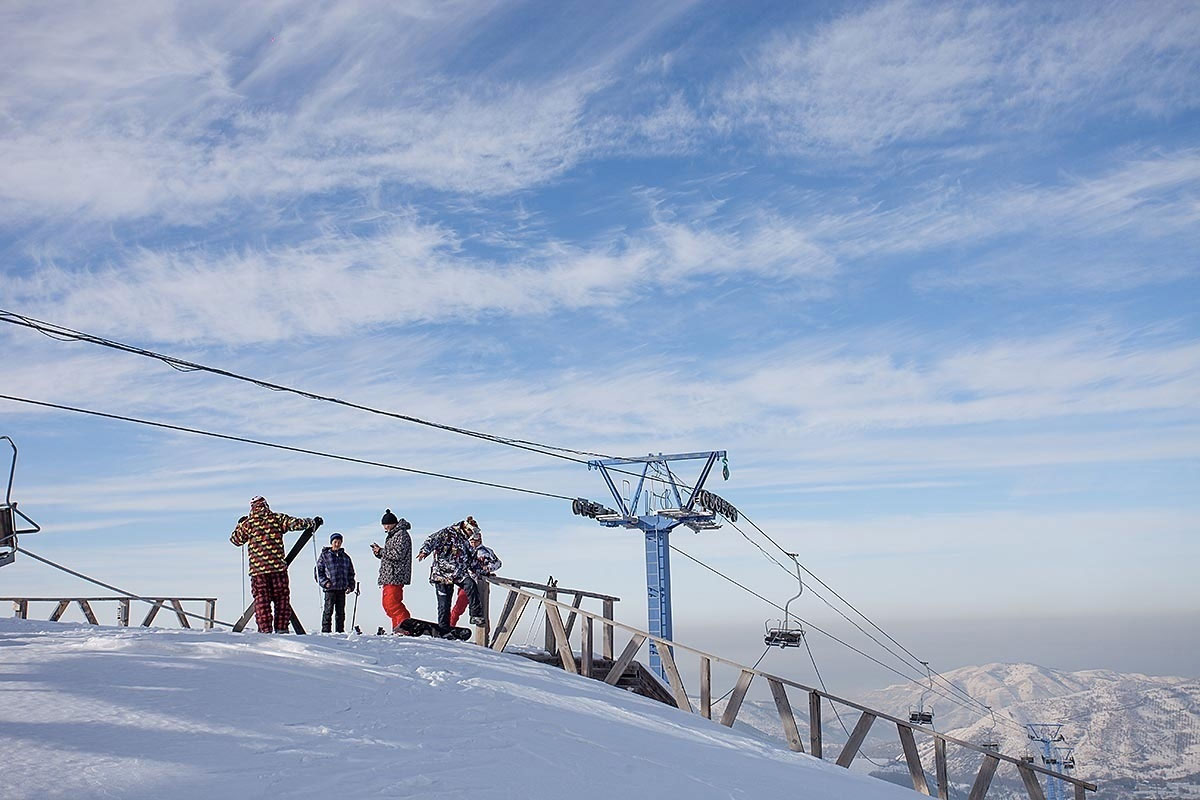 Snowboarders atop Tabagan Ski Park. The Tabagan cluster would be slated to host snowboarding, freestyle and alpine skiing in 2022.
