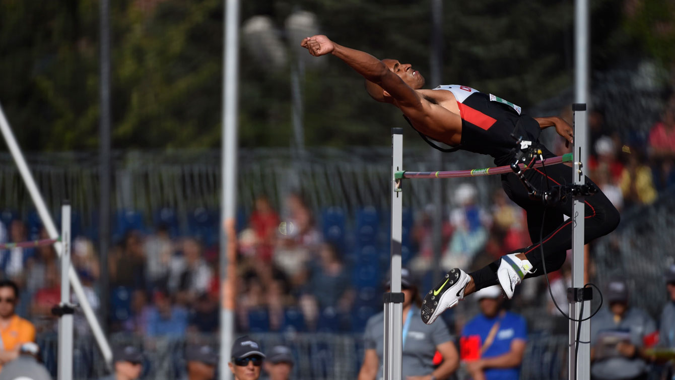 Damian Warner in the high jump at Toronto 2015. Competing as part of the decathlon, Warner cleared 1.97m on July 22, 2015.