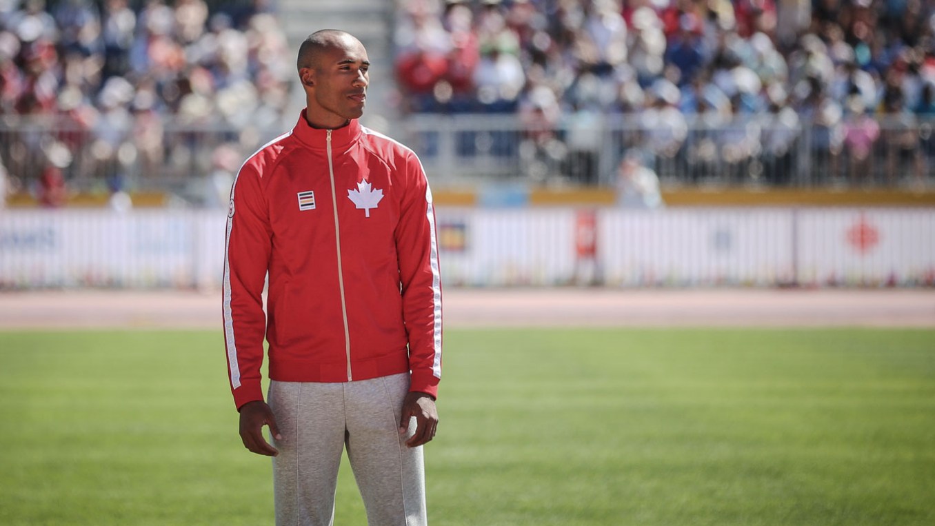 Damian Warner Damian Warner sports what is quickly becoming an iconic podium jacket from Hudson's Bay at 2015 Pan Am Games.