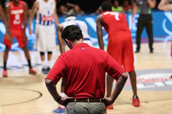 Puerto Rico's coach Rick Pitino, who also coaches the University of Louisville. (Photo: FIBA)