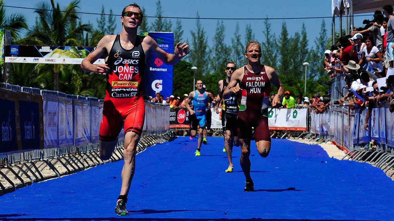Kyle Jones edged a close field for second-place at the 2015 Triathlon World Cup in Cozumel, Mexico.