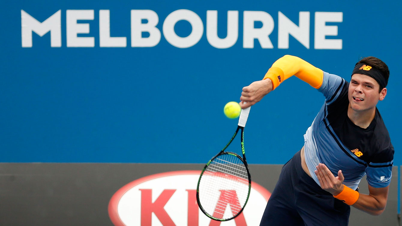 Milos Raonic against Tommy Robredo at the Australian Open second round on January 21, 2016.