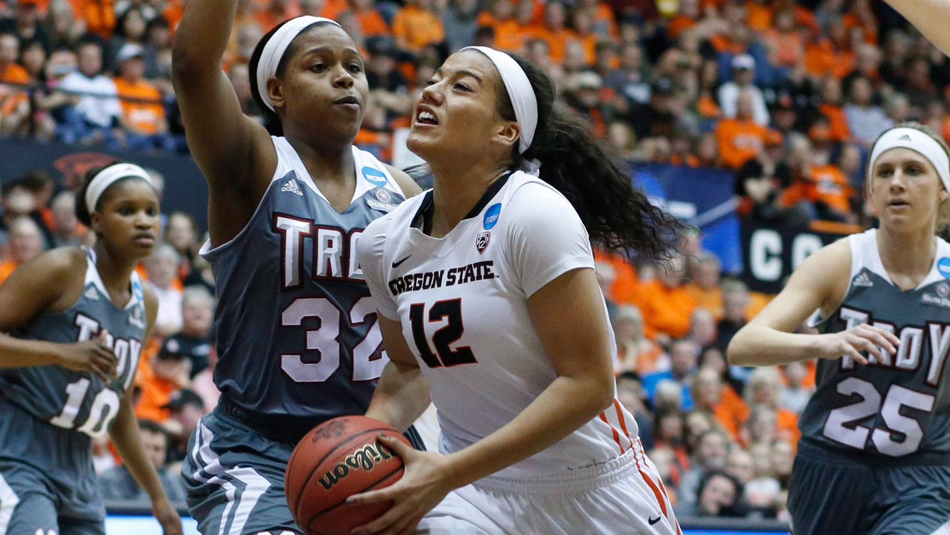 Canada boasts five in final four of women's NCAA basketball tourney