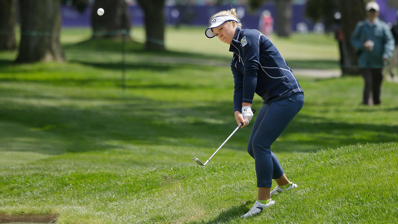 Brooke Henderson during the final round of an LPGA golf tournament on April 24, 2016, in Daly City, Calif. (AP Photo/Eric Risberg
