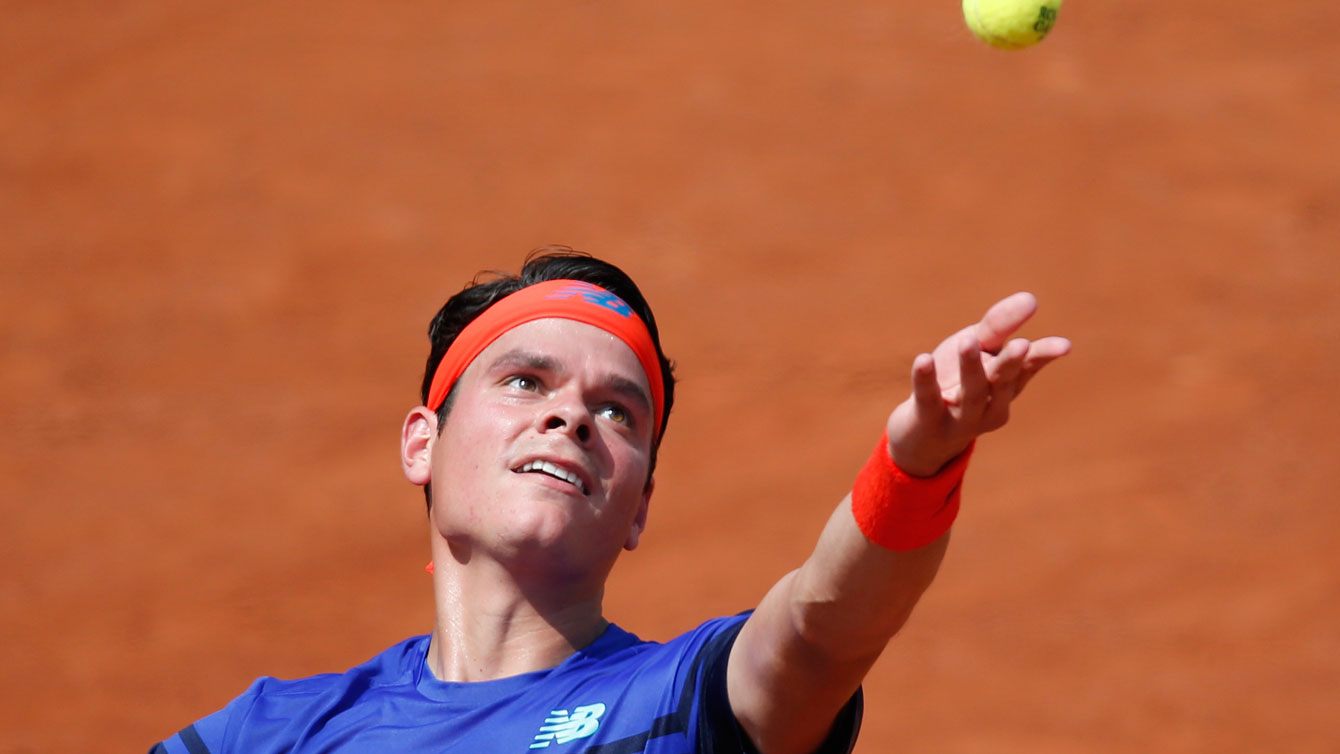 Milos Raonic serves in the third round of the French Open on May 27, 2016. 