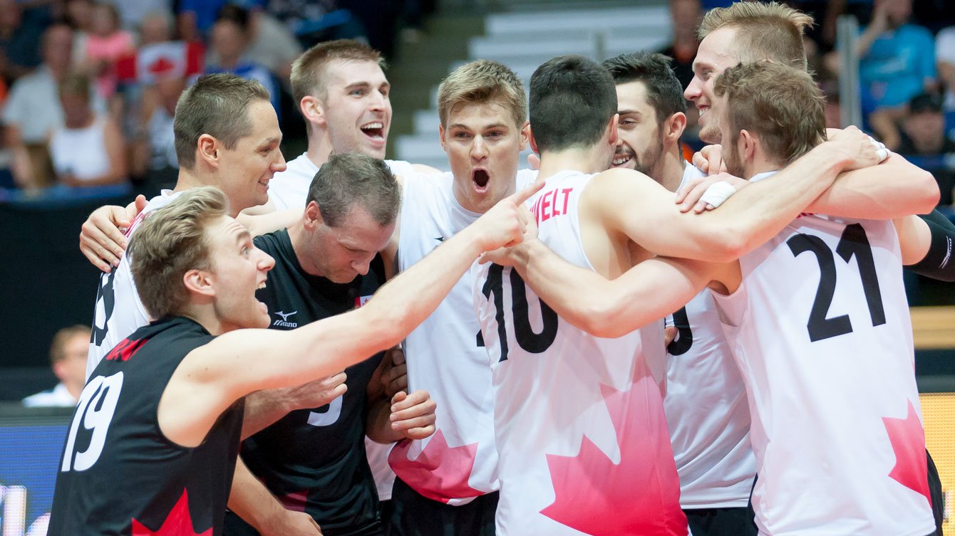 Canada defeated Portugal in straight sets / Photo via FIVB