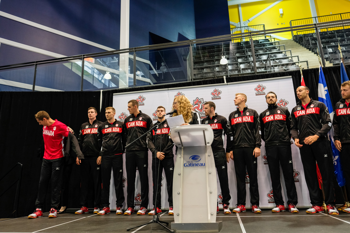 Frederic Winters receiving his Rio 2016 team jacket on July 22, 2016. (Thomas Skrlj/COC)