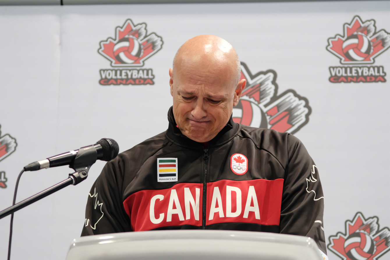 Glenn Hoag getting emotional at the Men's Indoor Volleyball team announcements on July 22, 2016. (Thomas Skrlj/COC)