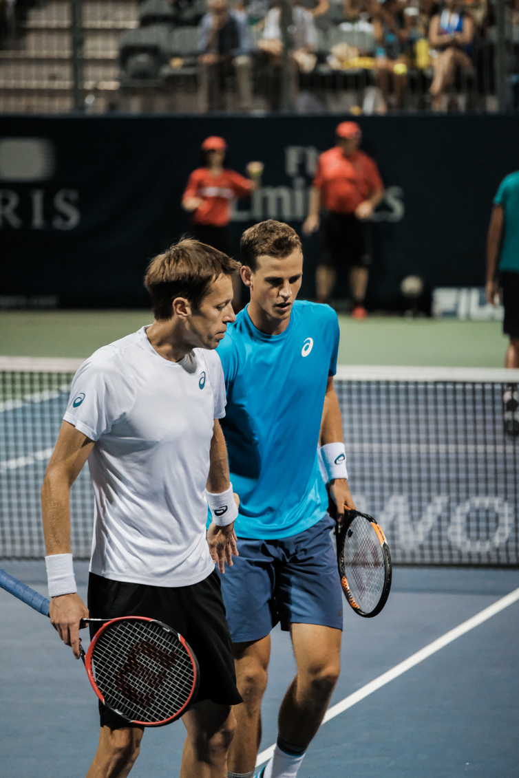 Canada’s Vasek Pospisil and Daniel Nestor play doubles at the Rogers Cup in Toronto on July 28, 2016. (Thomas Skrlj/COC)
