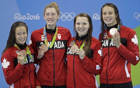 Rio 2016: 200m freestyle relay - Taylor Ruck, Brittany MacLean, Katerine Savard and Penny Oleksiak