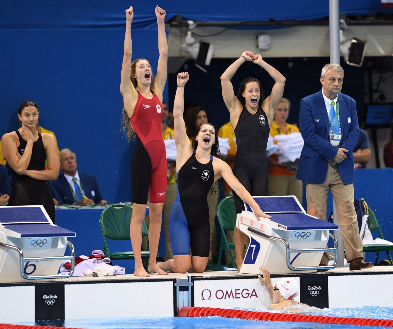 Rio 2016: 200m freestyle relay - Taylor Ruck, Brittany ...