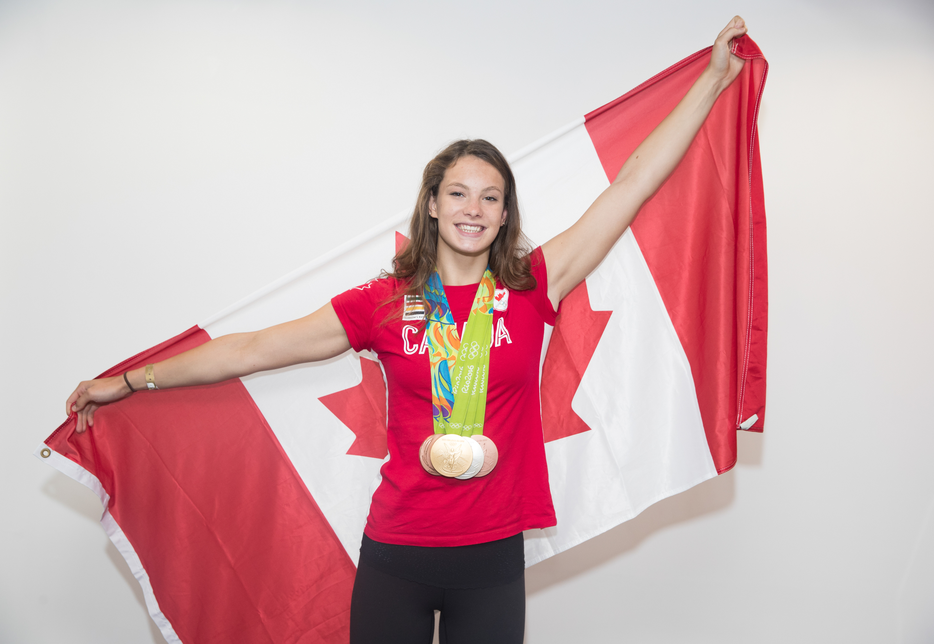 Oleksiak supports his Olympic champion sister