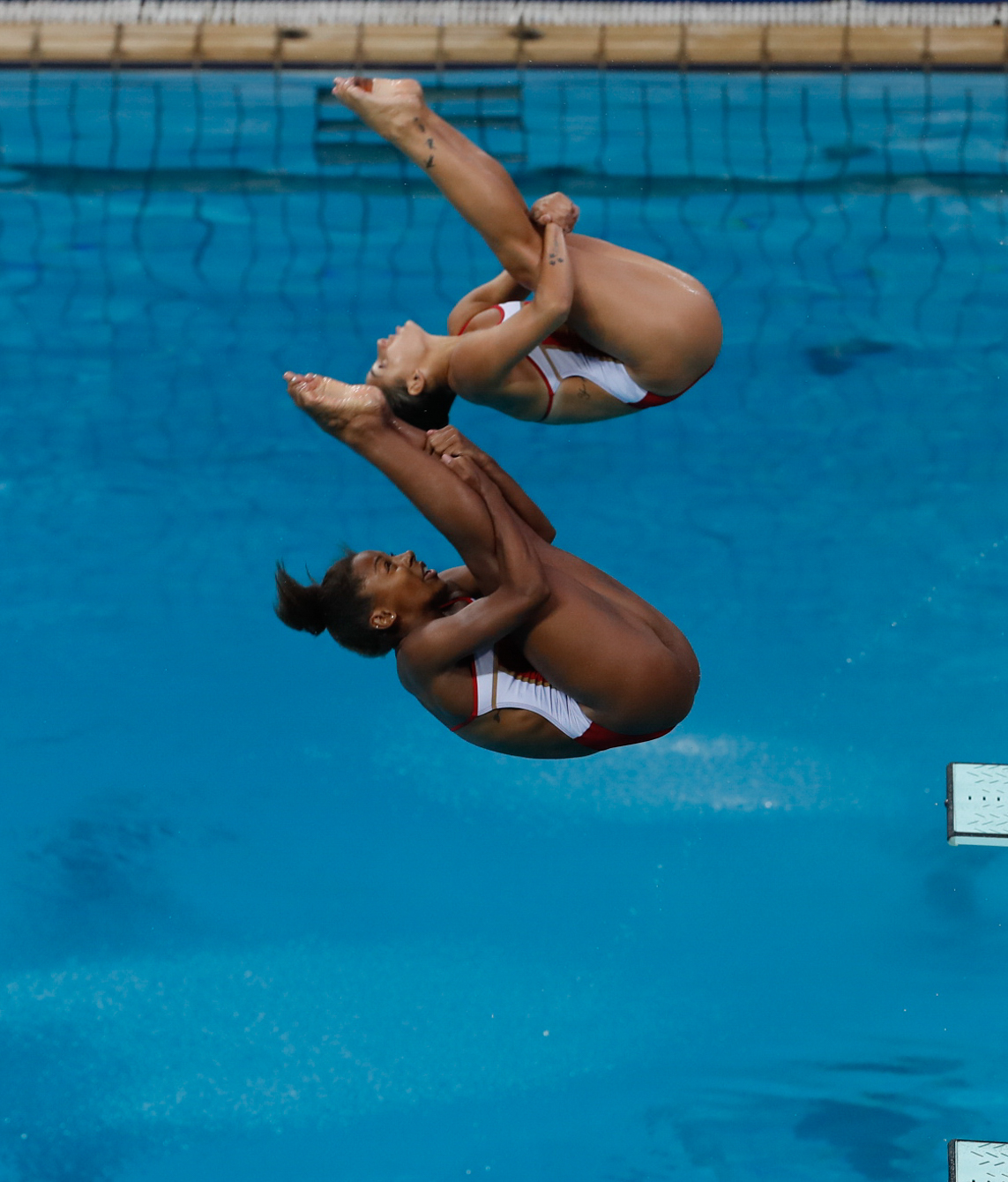 Canada's Jennifer Abel and Pamela Ware dive during the 3m spring board event in Rio de Janeiro, Brazil, Thursday August 4, 2016. COC Photo/Mark Blinch