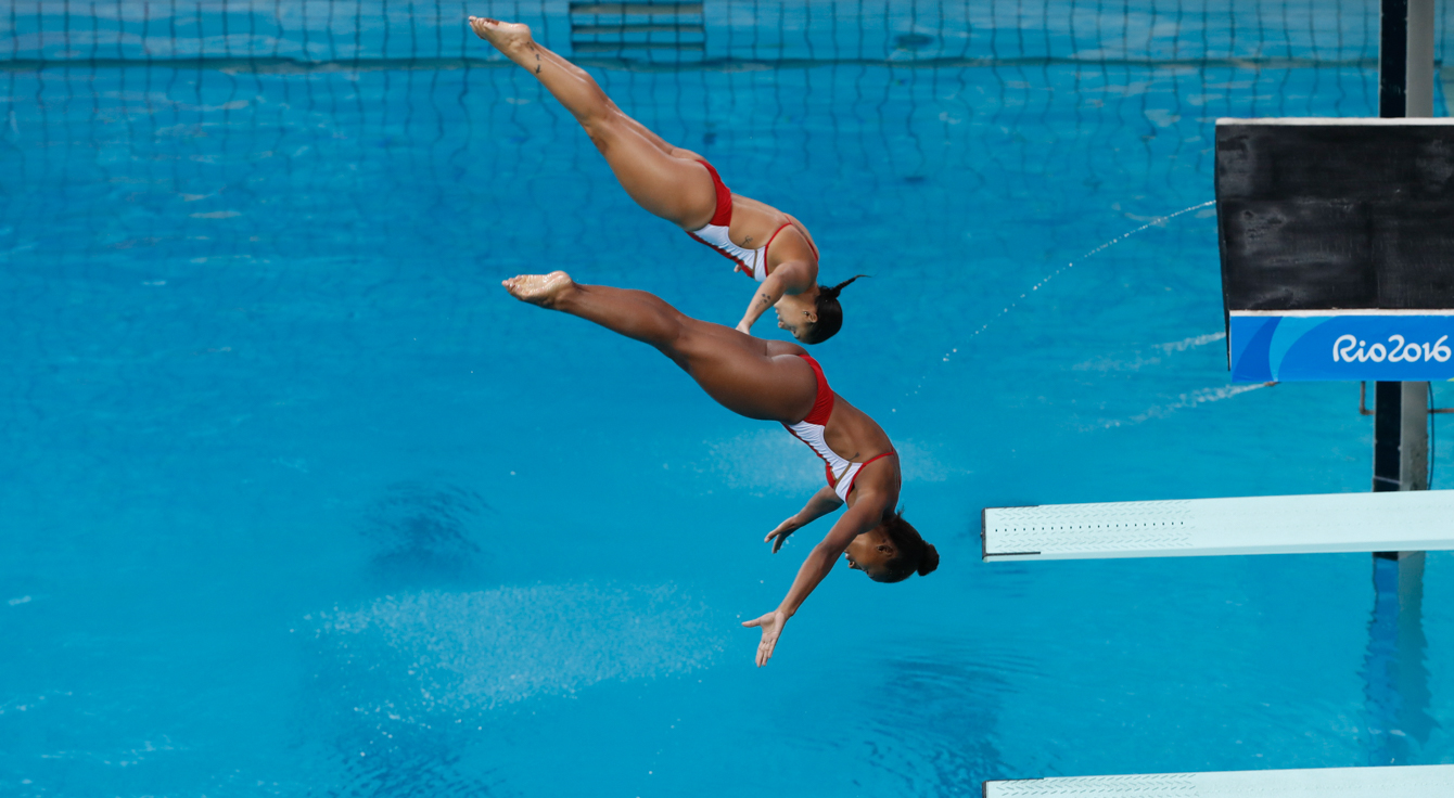 Canada's Jennifer Abel and Pamela Ware dive during the 3m spring board event in Rio de Janeiro, Brazil, Thursday August 4, 2016. COC Photo/Mark Blinch