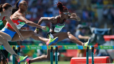 Nikkita Holder competes in 100m hurdles qualifiers on August 16, 2016 in Rio 2016.