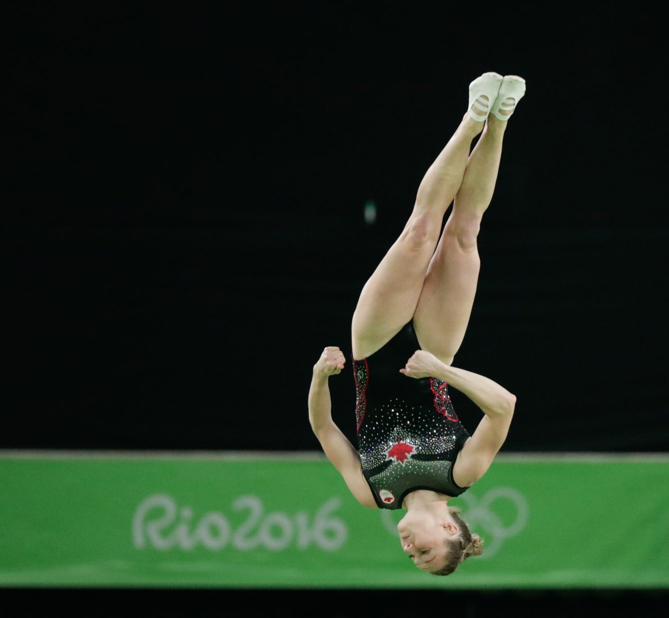 Rosie MacLennan during Rio 2016 Olympic trampoline qualifications on August 12, 2016. (photo/JasonRansom)