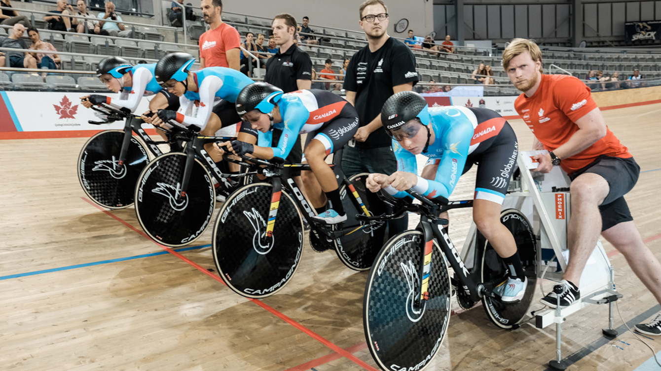 From right to left, Georgia Simmerling, Laura Brown Jasmin Glaesser and Allison Beveridge prepare for a women's team pursuit practice in Milton on July 29, 2016. (Thomas Skrlj/COC)