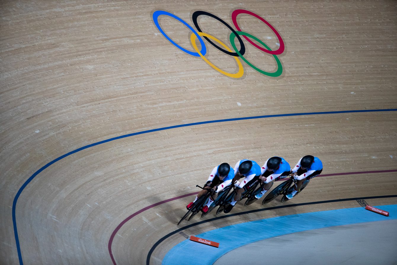 team pursuit cycling