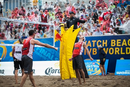 Schachter and Binstock celebrate a point at the FIVB World Tour Finals