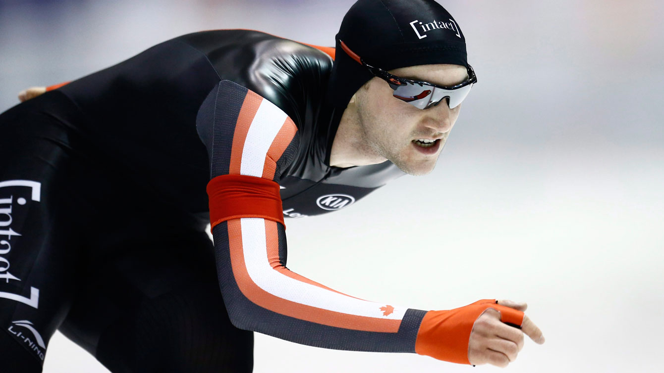 Vincent De Haitre races in the men's 1000m at the ISU World Cup in Heerenveen, Netherlands on Dec. 12, 2015. (AP Photo/Peter Dejong)