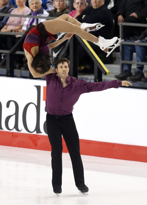 Lubov Ilyshechkina and Dylan Moscovitch in the free skate at the Canadian Tire National Skating Championships, January, 21, 2017 PHOTO: Greg Kolz