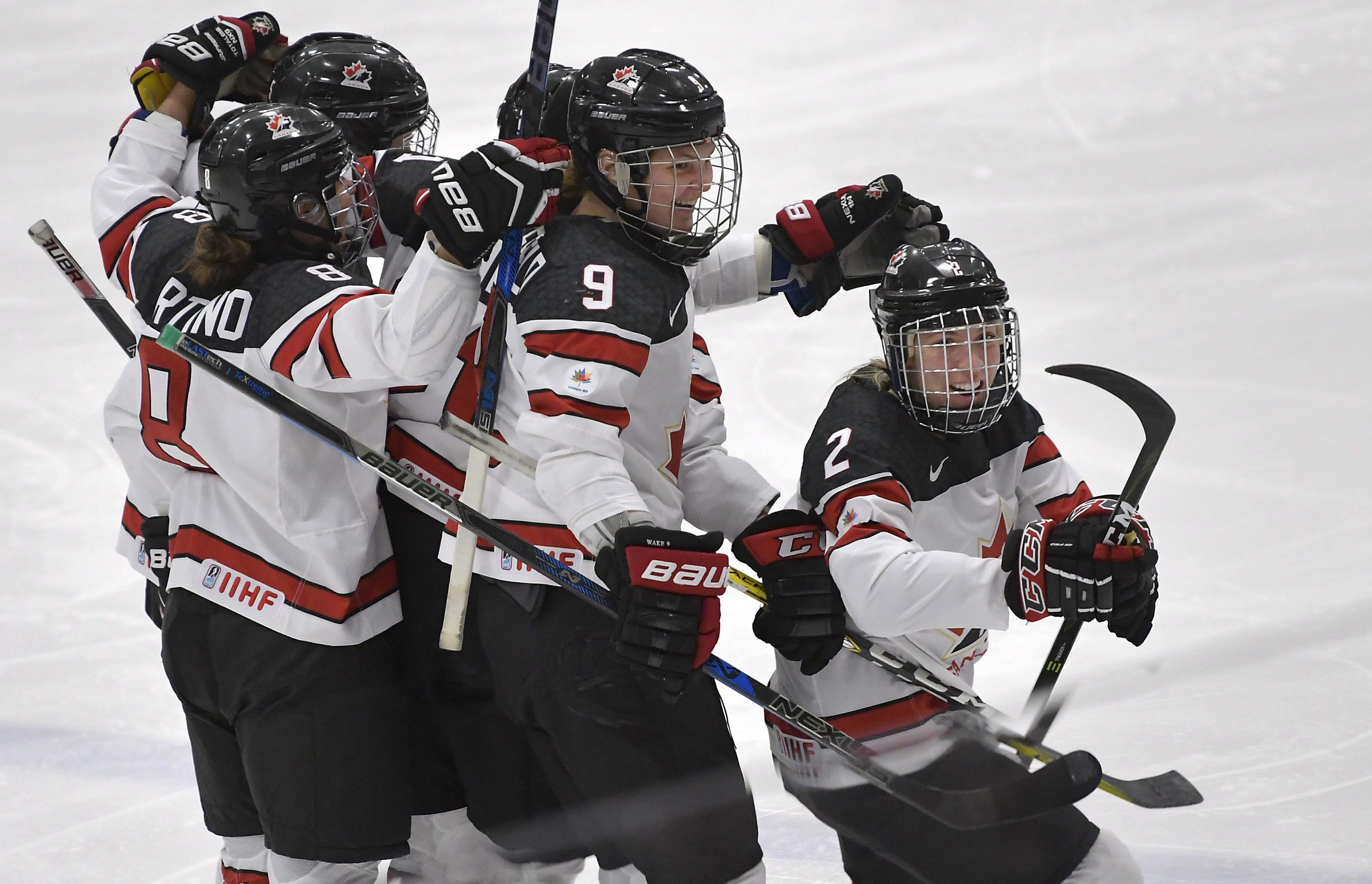 Team Canada captures silver at women's world hockey championship  Team