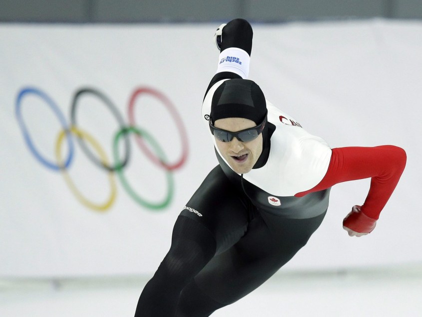 Team Canada speed skater Jamie Gregg making a turn during race